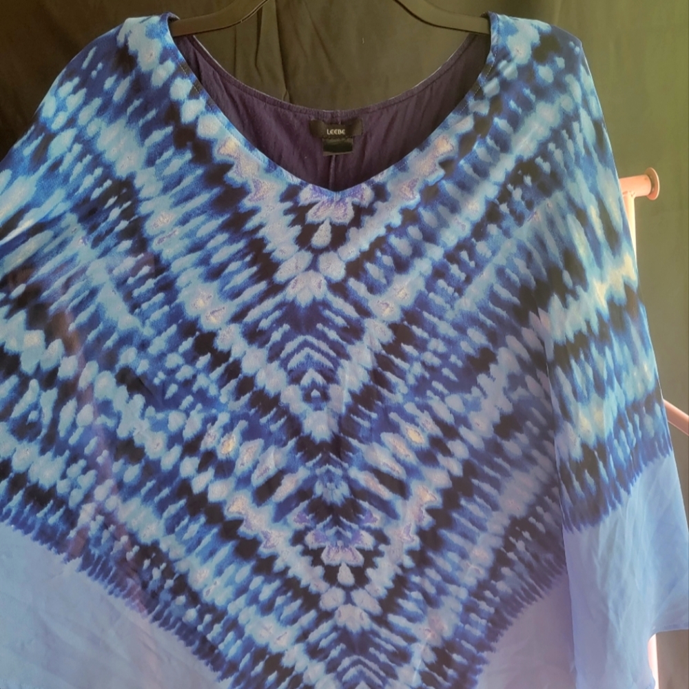 Blue Tie Dye Pattern Pop Over Top 2x/3x